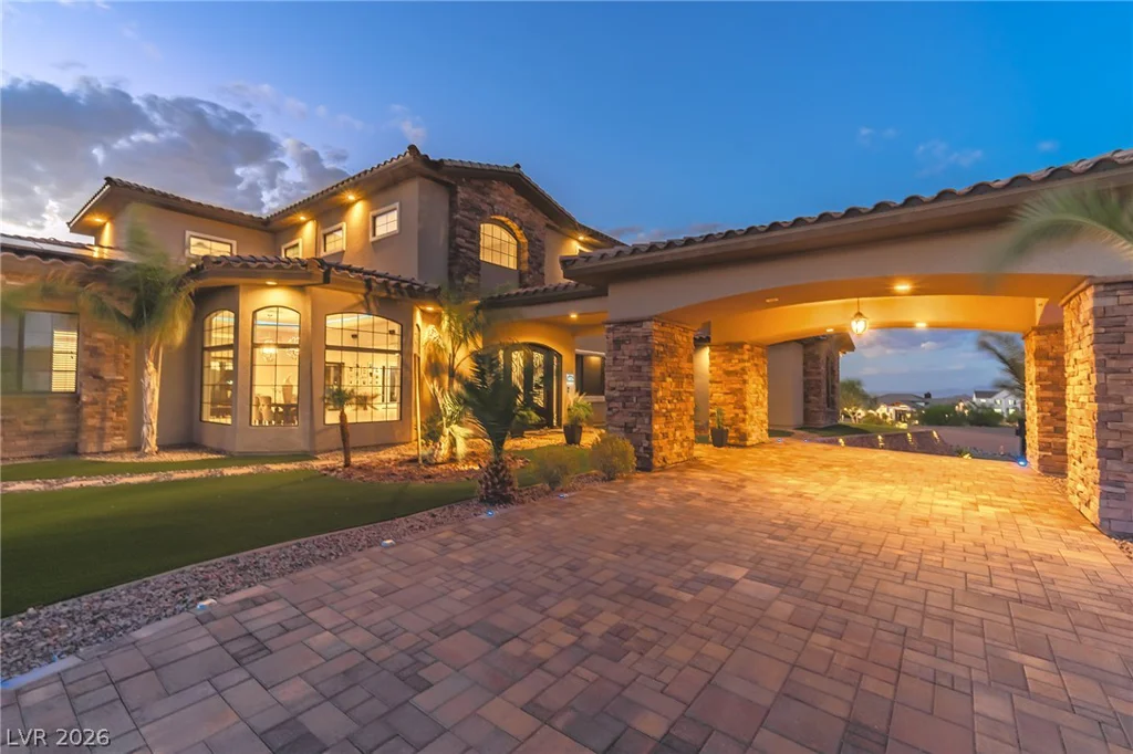 240 San Salvador, Henderson, NV 89002