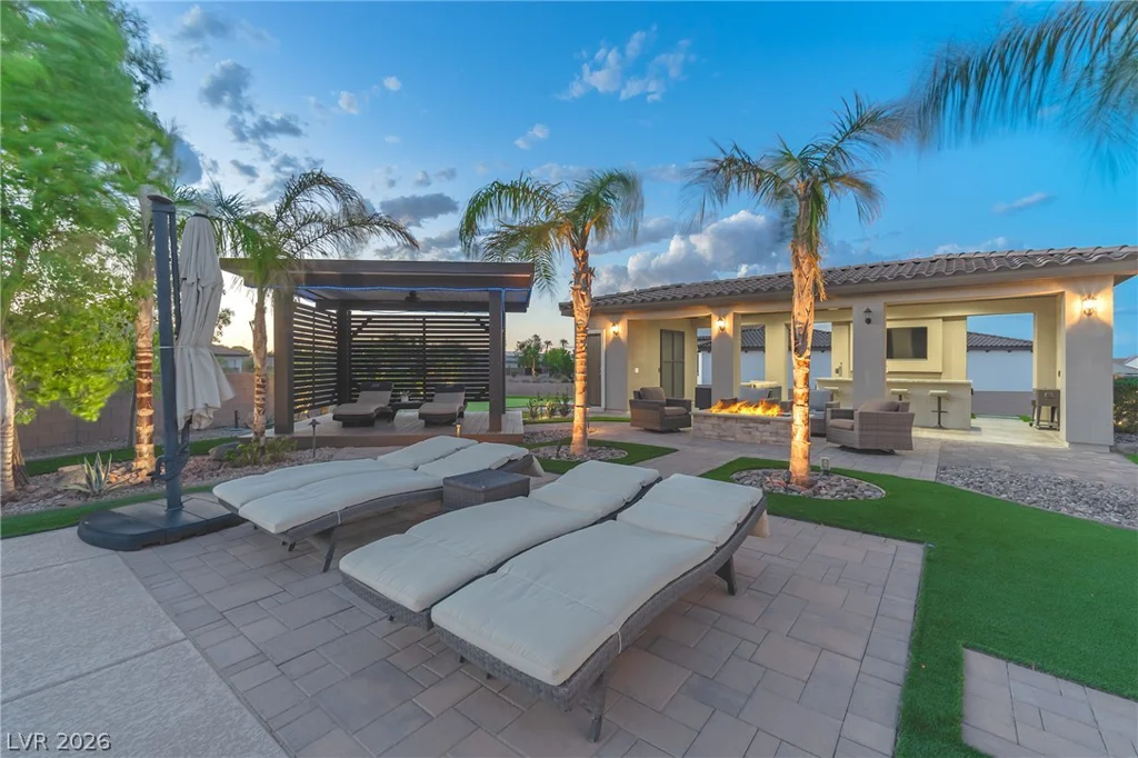 240 San Salvador, Henderson, NV 89002