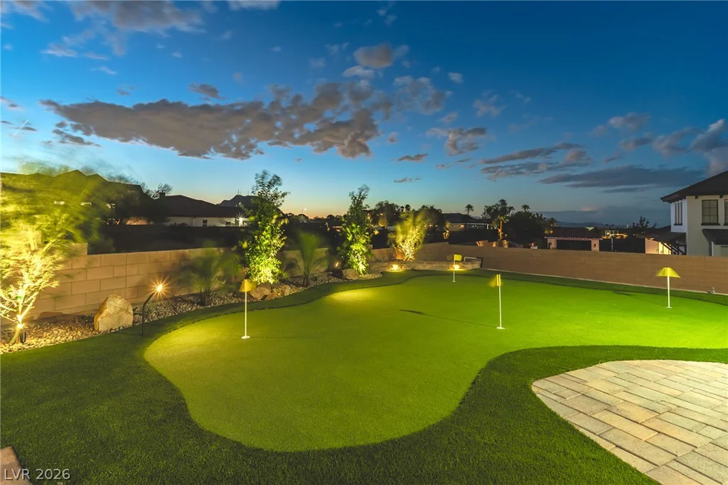 240 San Salvador, Henderson, NV 89002