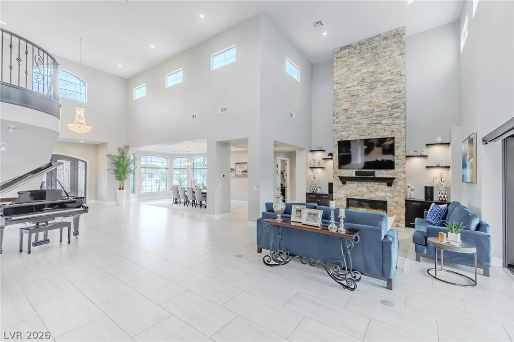 240 San Salvador, Henderson, NV 89002