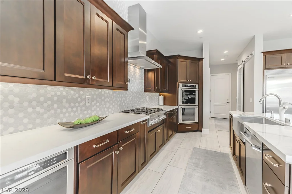 240 San Salvador, Henderson, NV 89002