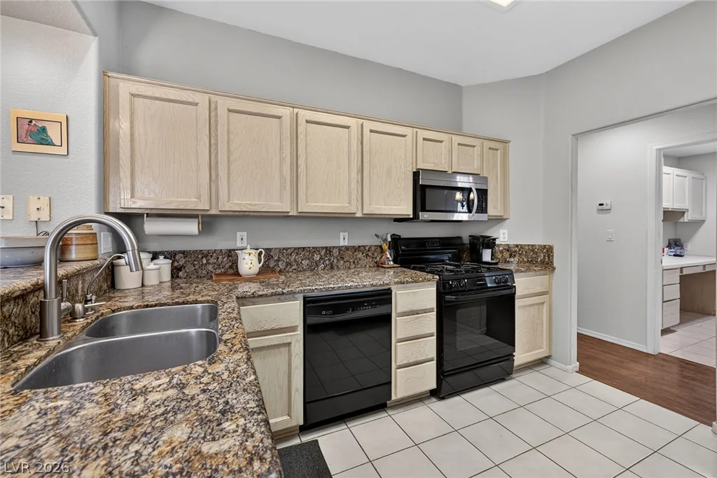 10313 Willamette, Las Vegas, NV 89134