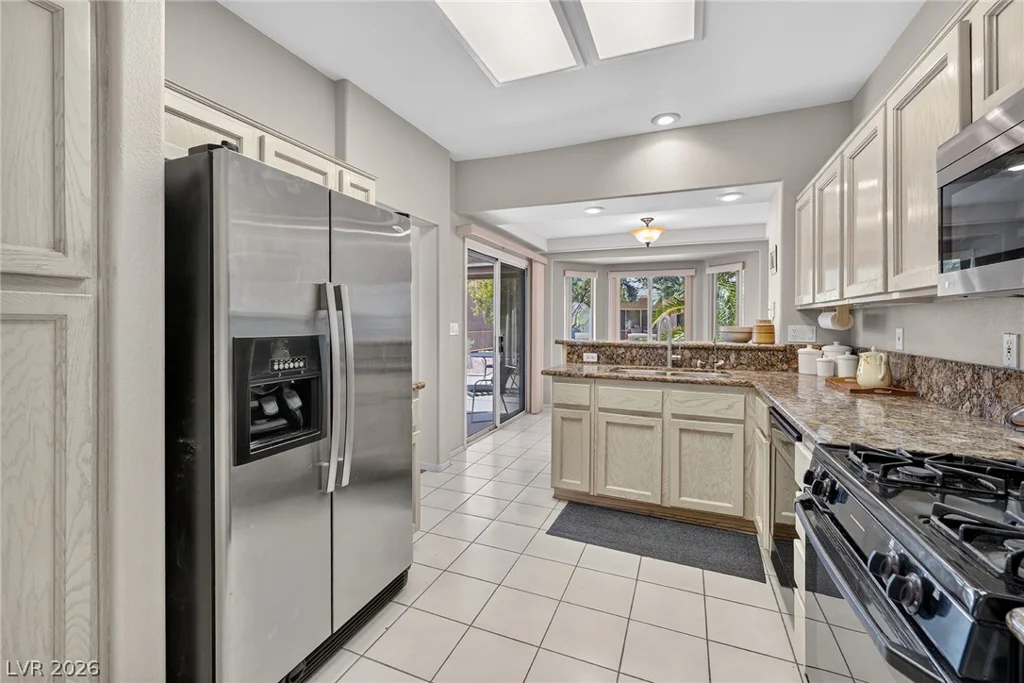 10313 Willamette, Las Vegas, NV 89134