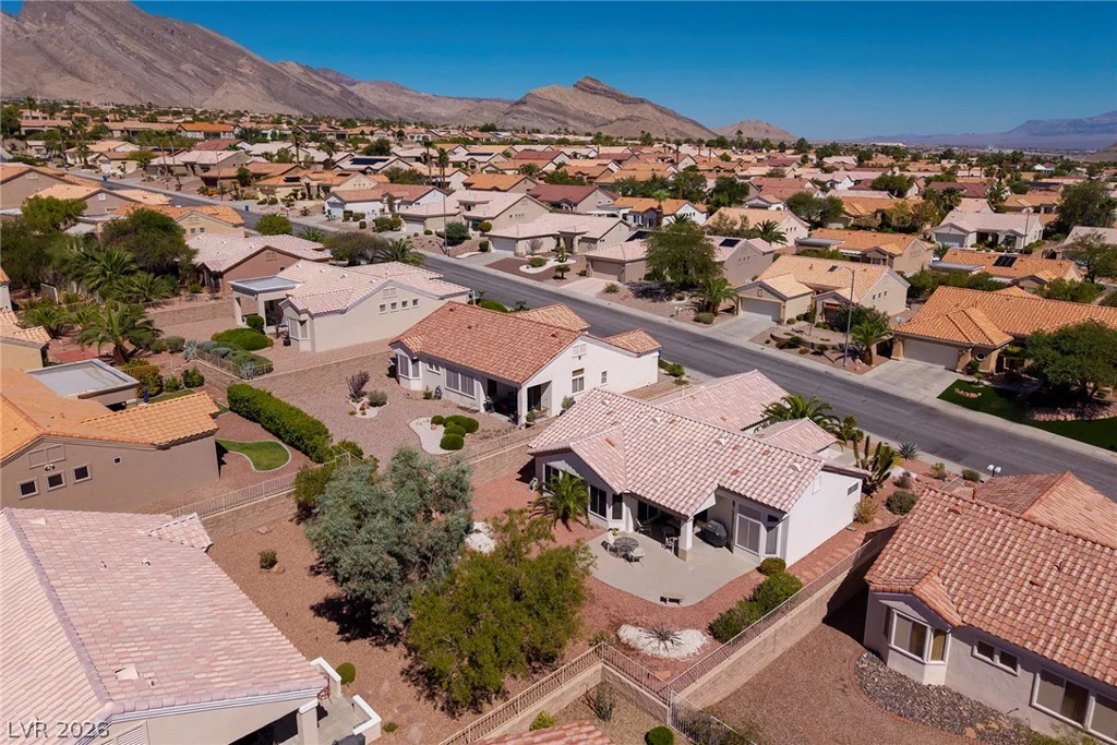 10313 Willamette, Las Vegas, NV 89134