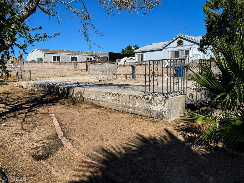 6196 Castlemont, Las Vegas, NV 89156