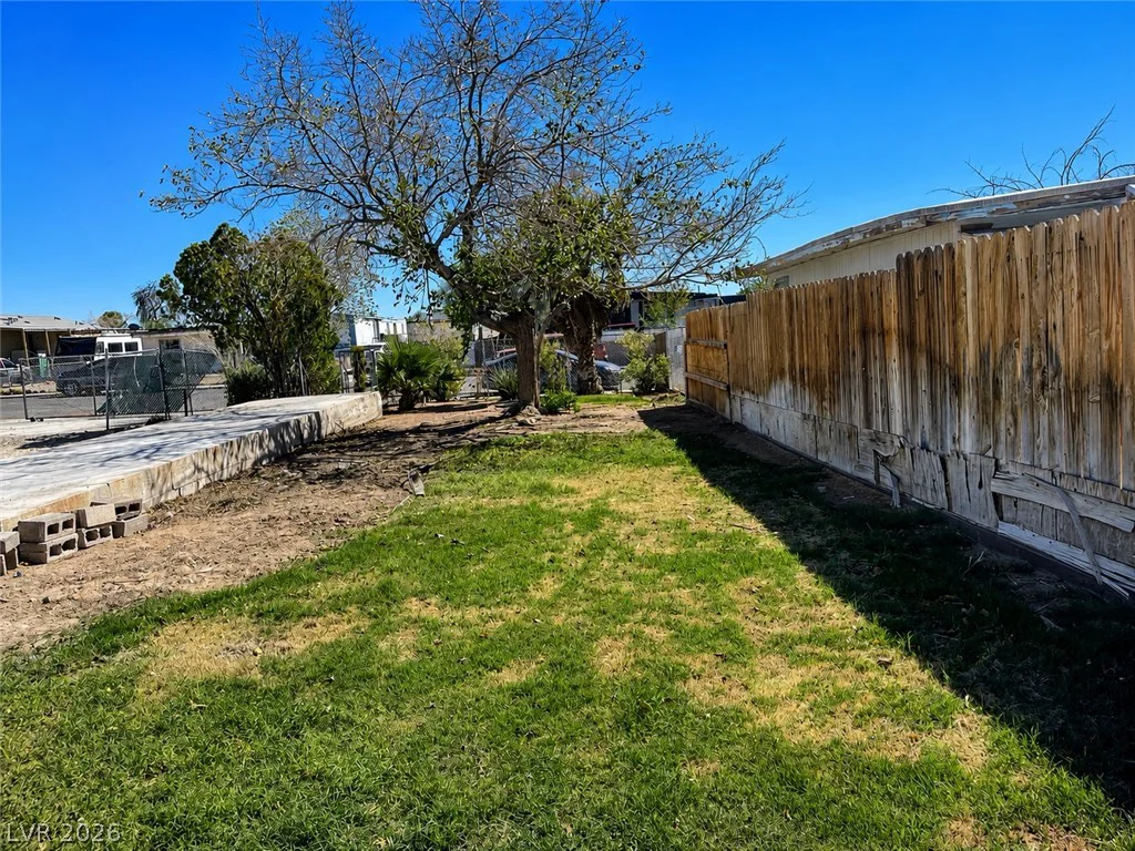 6196 Castlemont, Las Vegas, NV 89156