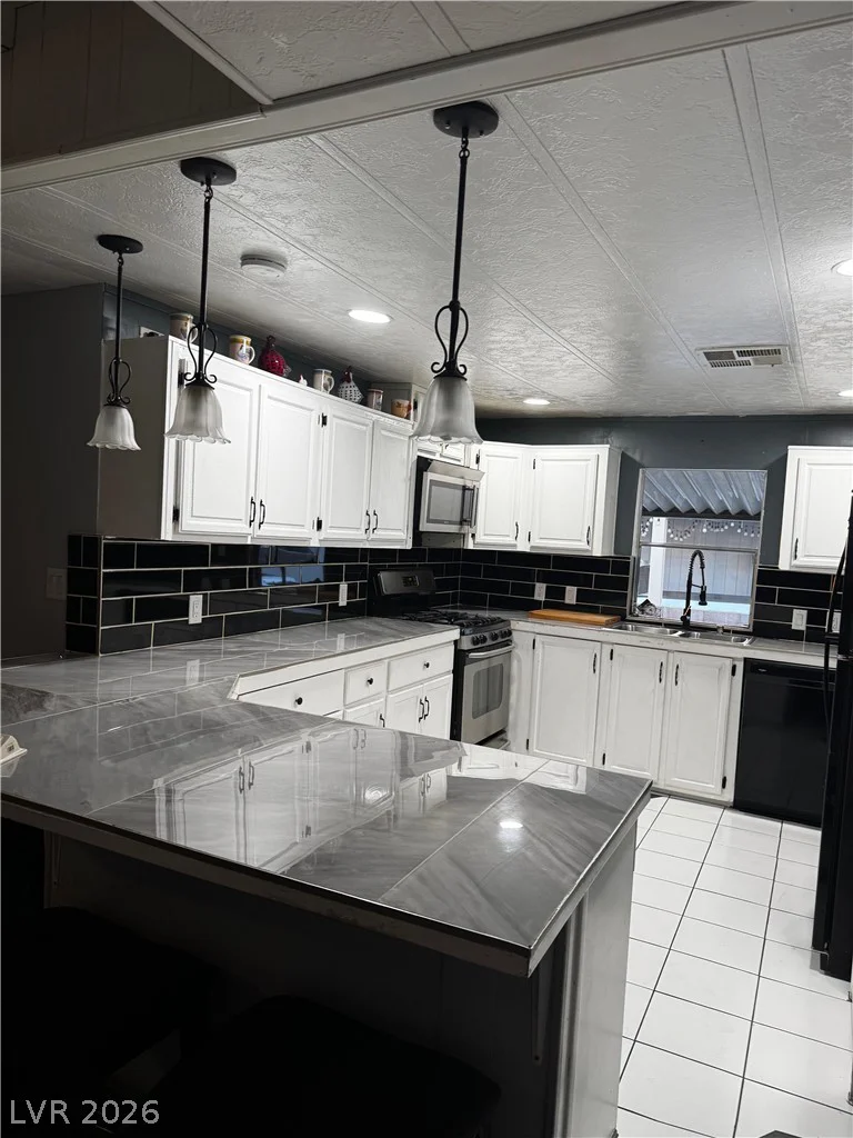 3785 Kolanut, Las Vegas, NV 89115