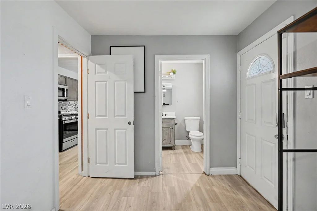 504 Holland, Las Vegas, NV 89106