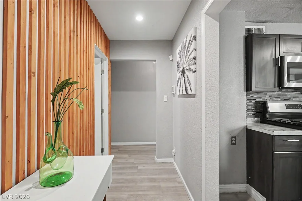 504 Holland, Las Vegas, NV 89106