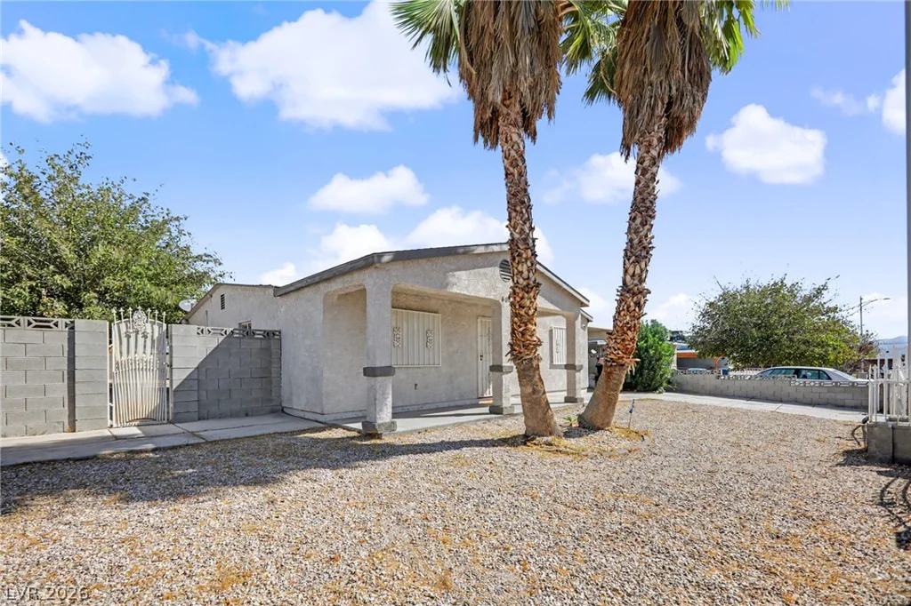 504 Holland, Las Vegas, NV 89106