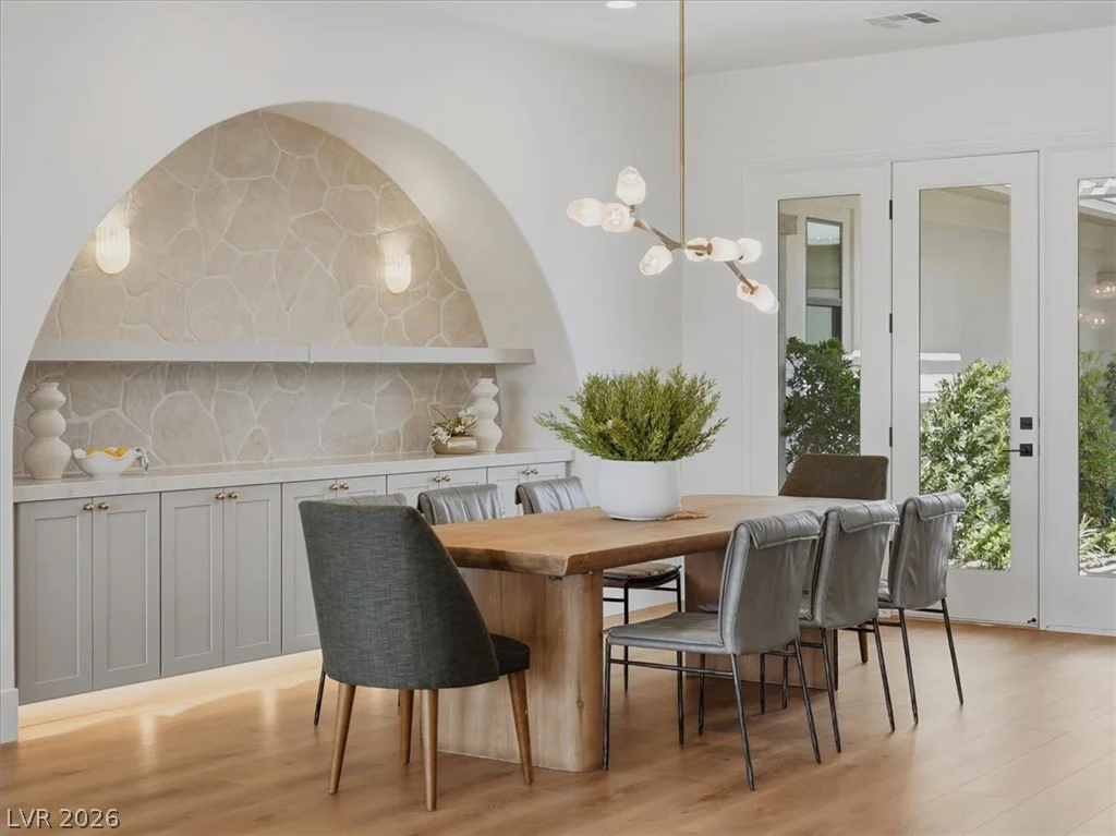 11321 Golden Chestnut, Las Vegas, NV 89135