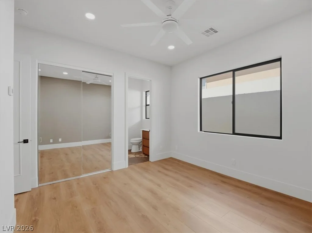 11321 Golden Chestnut, Las Vegas, NV 89135
