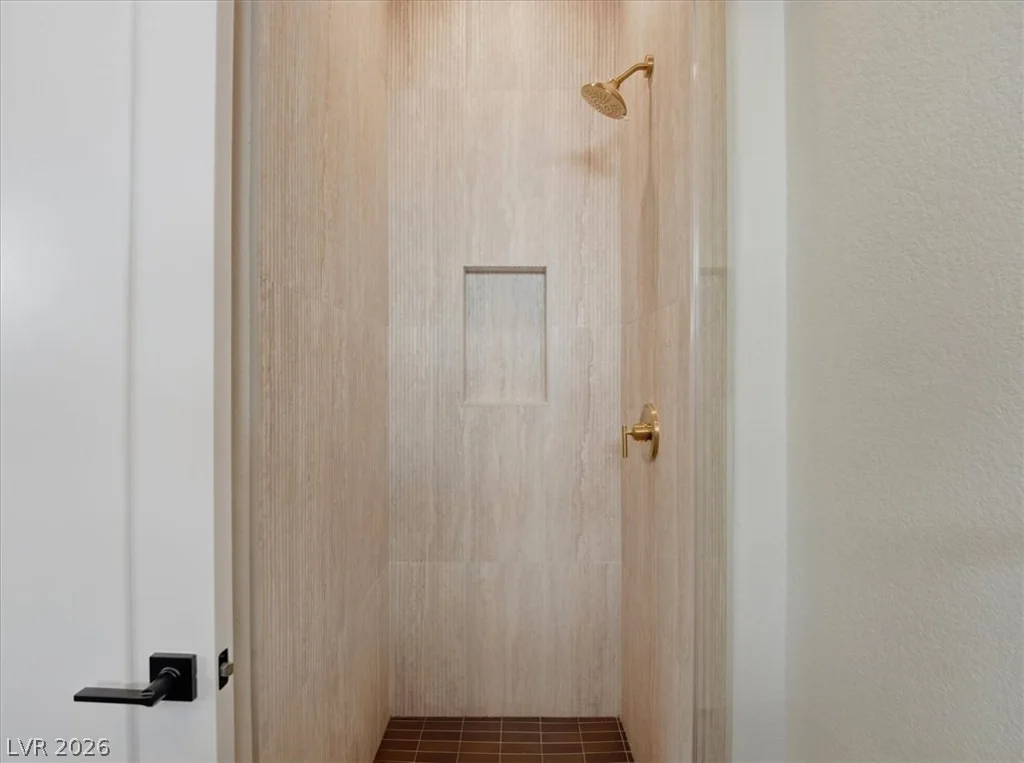 11321 Golden Chestnut, Las Vegas, NV 89135