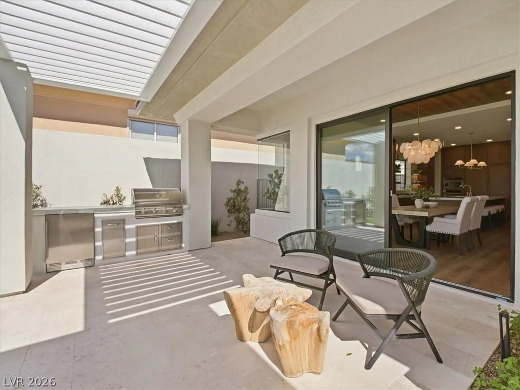 11321 Golden Chestnut, Las Vegas, NV 89135