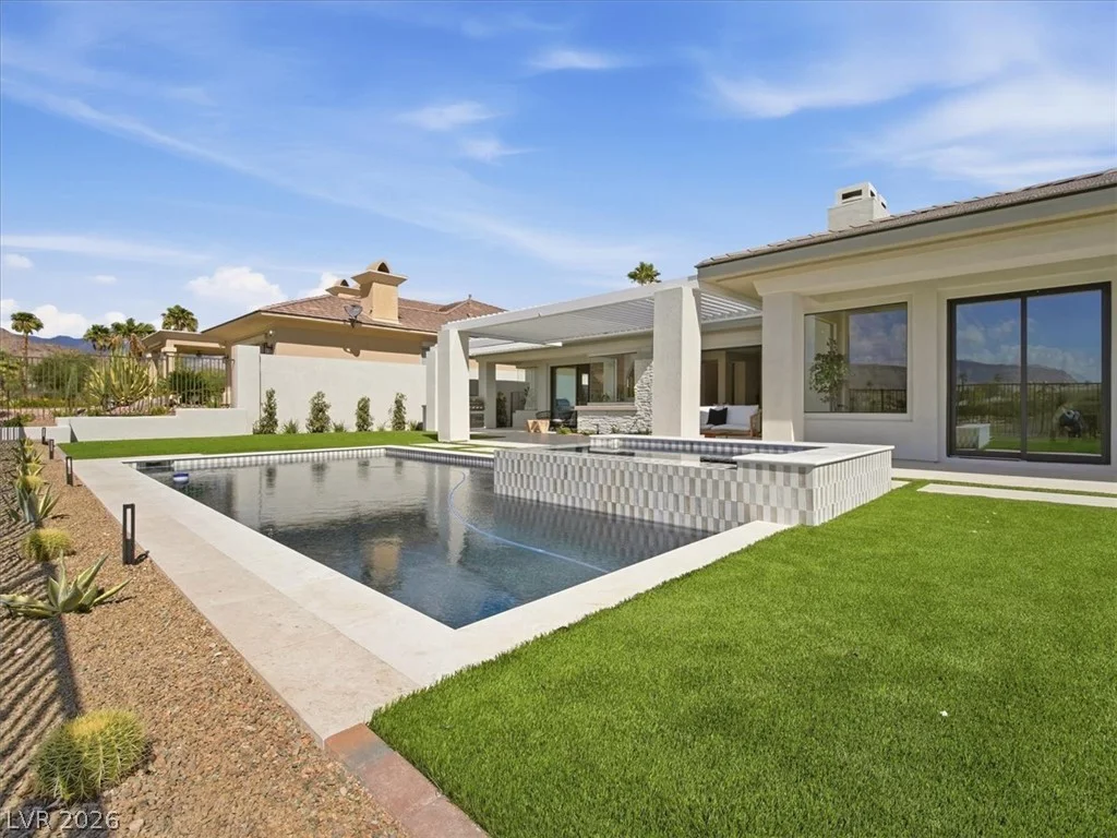 11321 Golden Chestnut, Las Vegas, NV 89135
