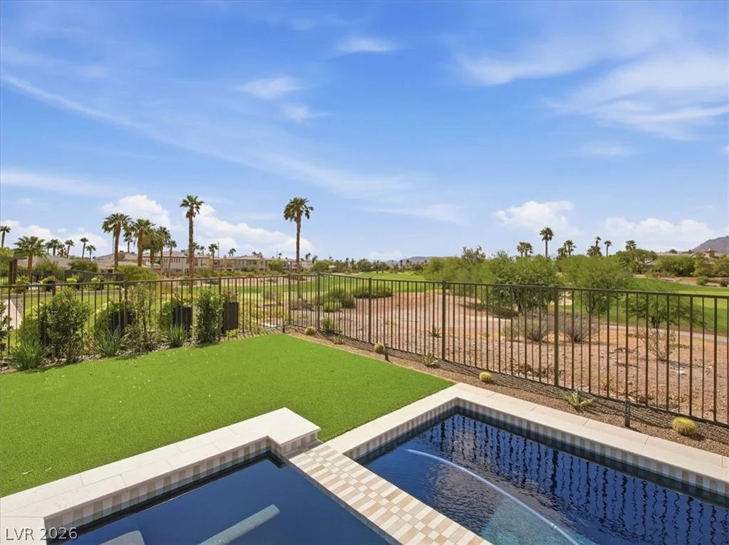 11321 Golden Chestnut, Las Vegas, NV 89135