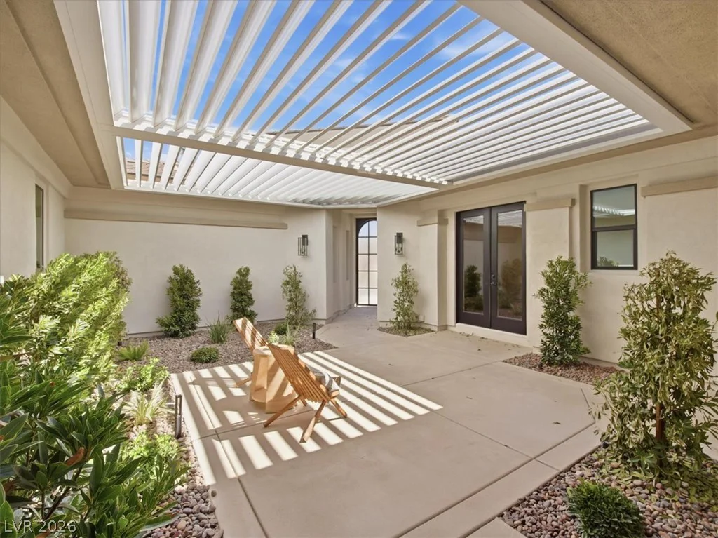 11321 Golden Chestnut, Las Vegas, NV 89135