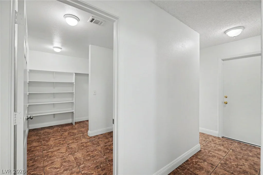 3609 Naugatuck, Las Vegas, NV 89129