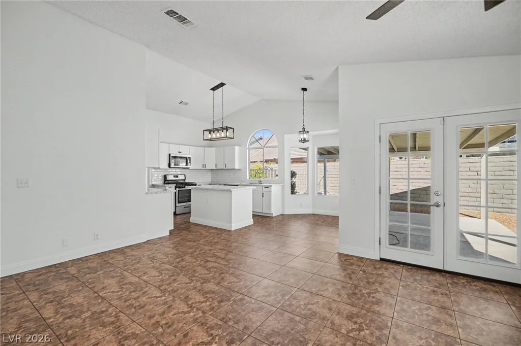 3609 Naugatuck, Las Vegas, NV 89129