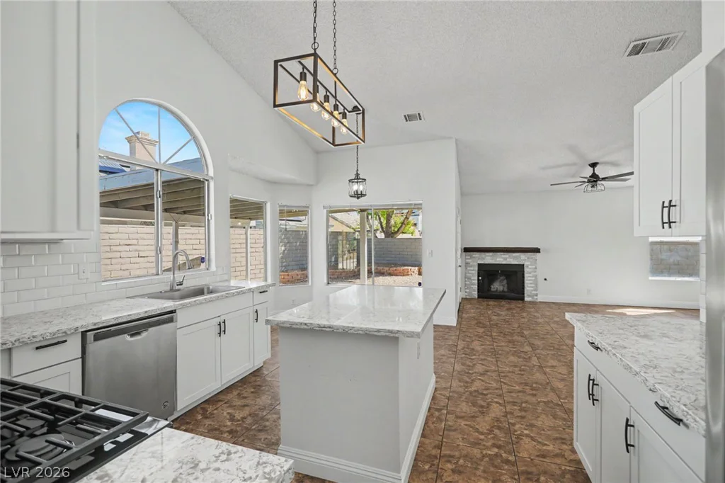 3609 Naugatuck, Las Vegas, NV 89129