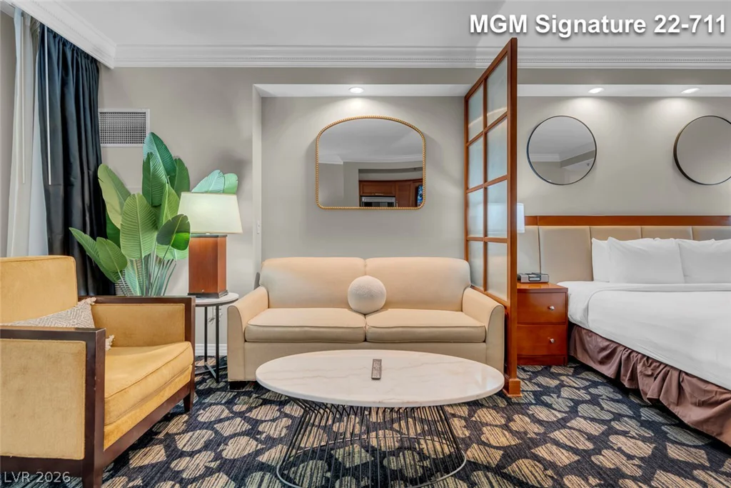135 Harmon, Las Vegas, NV 89109