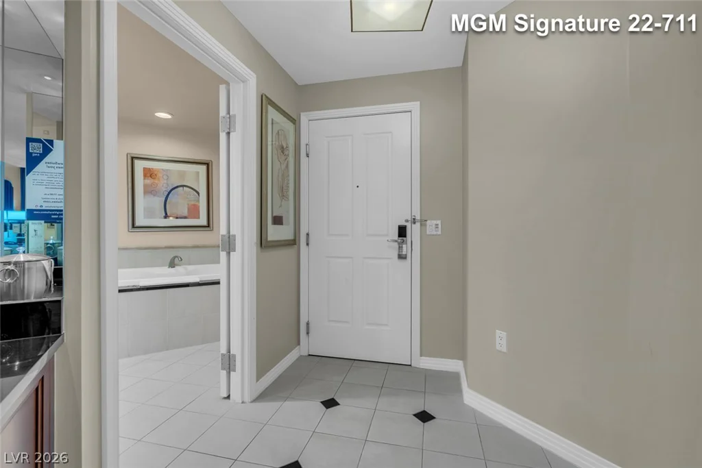 135 Harmon, Las Vegas, NV 89109