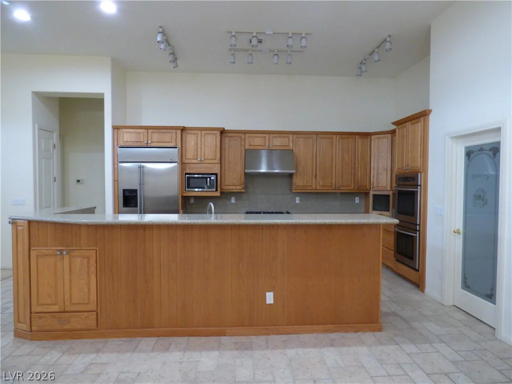 7695 Gilespie, Las Vegas, NV 89123