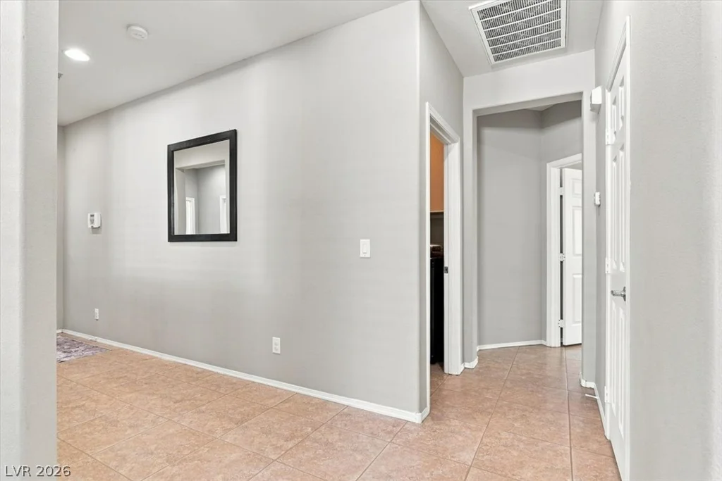 6283 Shamrock Lake, Las Vegas, NV 89141