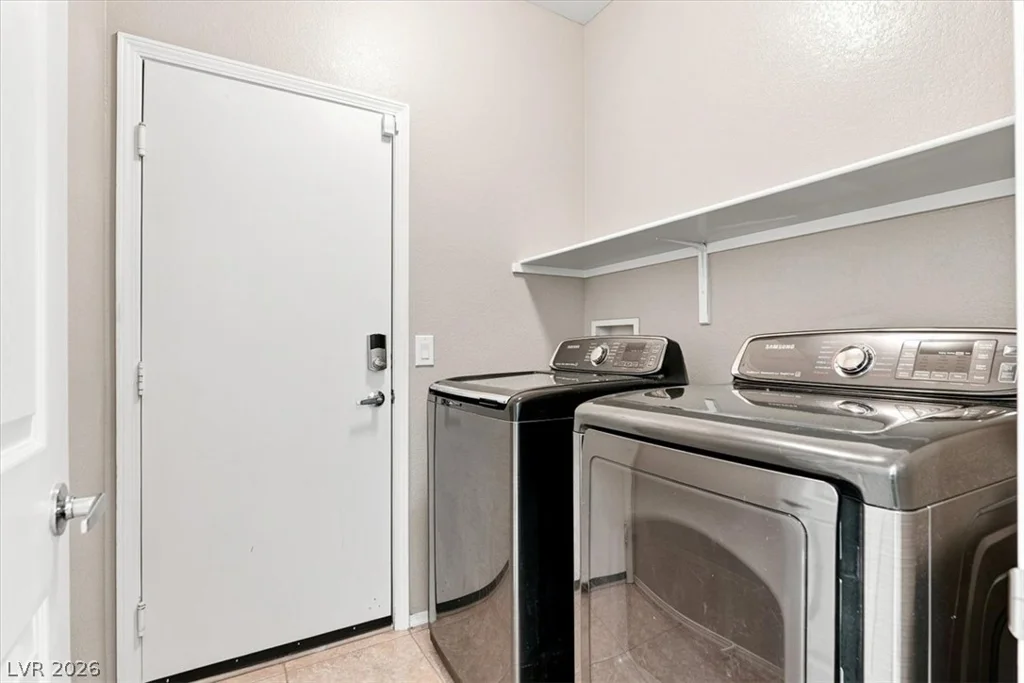 6283 Shamrock Lake, Las Vegas, NV 89141