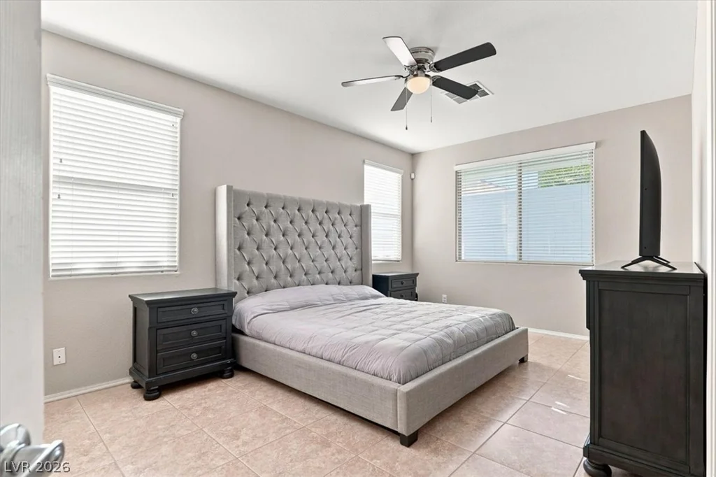6283 Shamrock Lake, Las Vegas, NV 89141