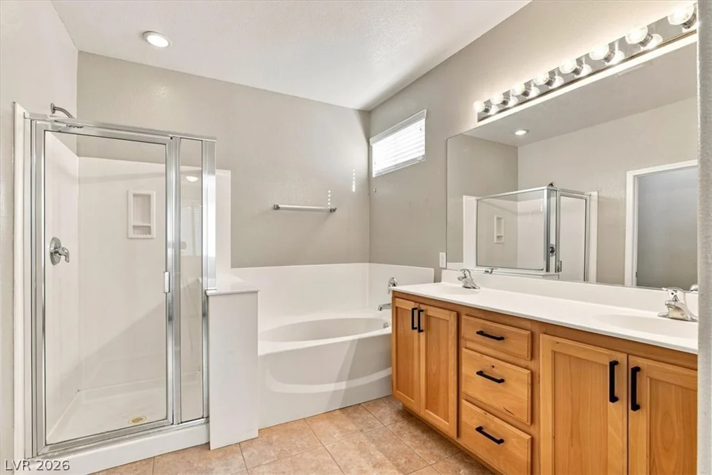 6283 Shamrock Lake, Las Vegas, NV 89141
