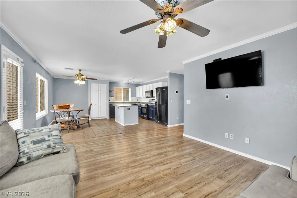 5041 Dancing Lights, Las Vegas, NV 89130