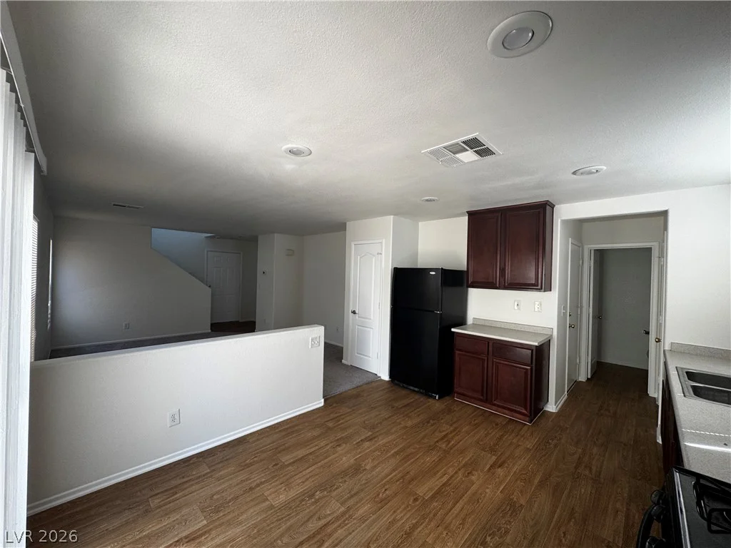 5975 Red Raspberry, Las Vegas, NV 89142