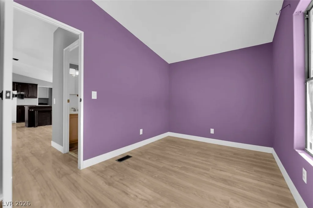2878 Green Tree, Las Vegas, NV 89142