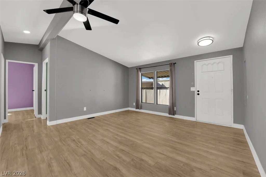 2878 Green Tree, Las Vegas, NV 89142