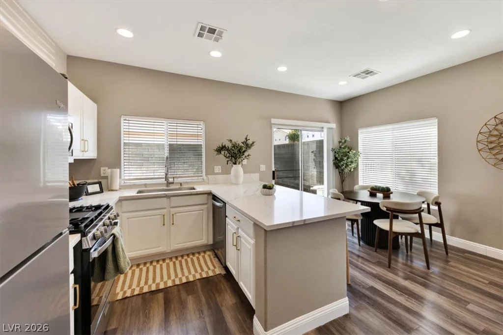 2594 Lazy Saddle, Henderson, NV 89002