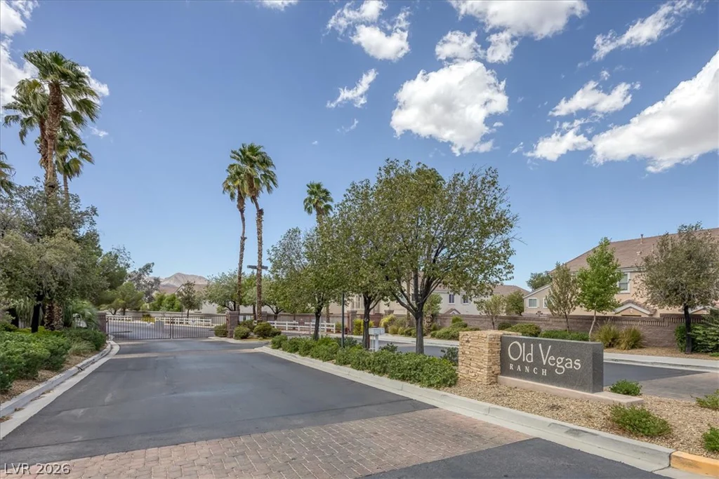 2594 Lazy Saddle, Henderson, NV 89002