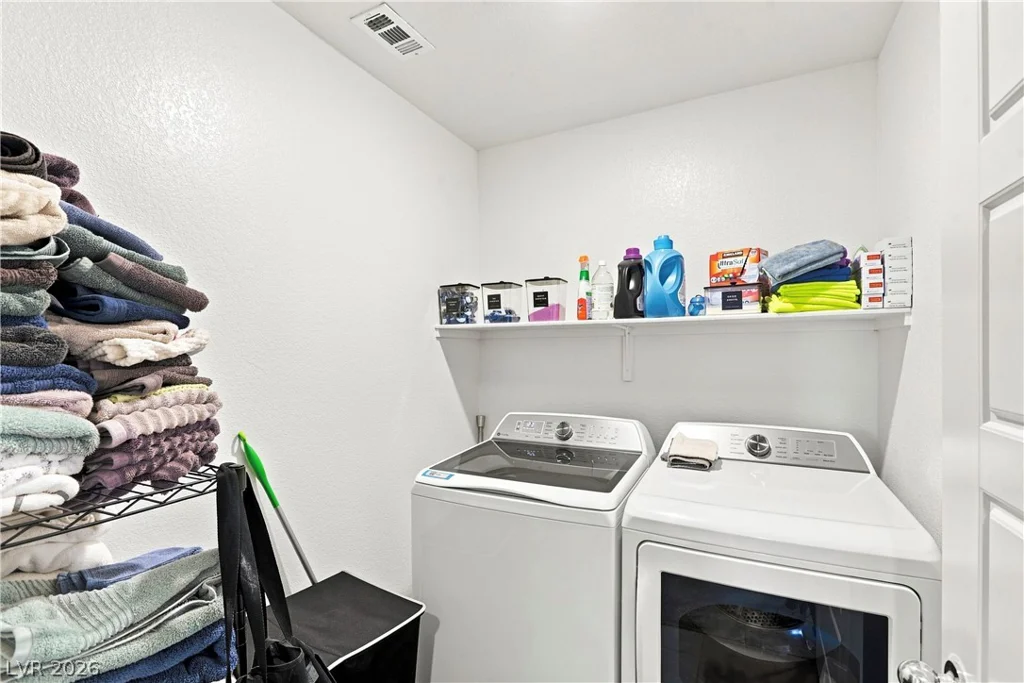 6246 Foxes Dale, Las Vegas, NV 89166