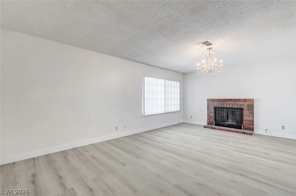 3573 Moraga, Las Vegas, NV 89103