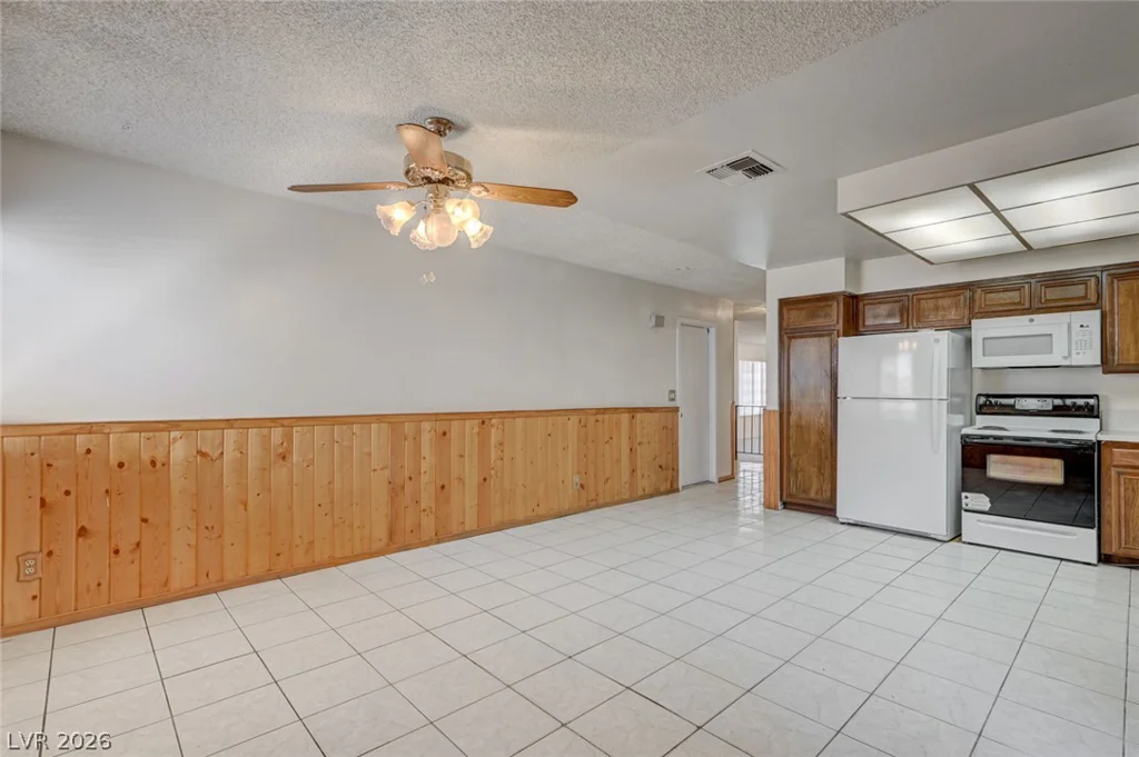 3573 Moraga, Las Vegas, NV 89103