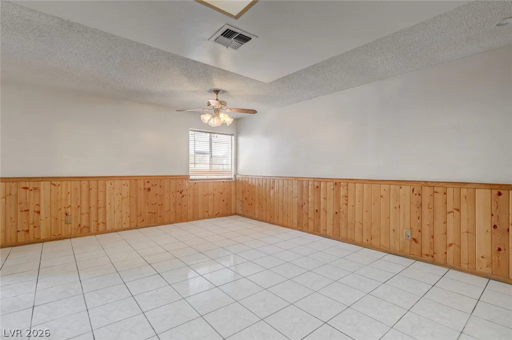 3573 Moraga, Las Vegas, NV 89103