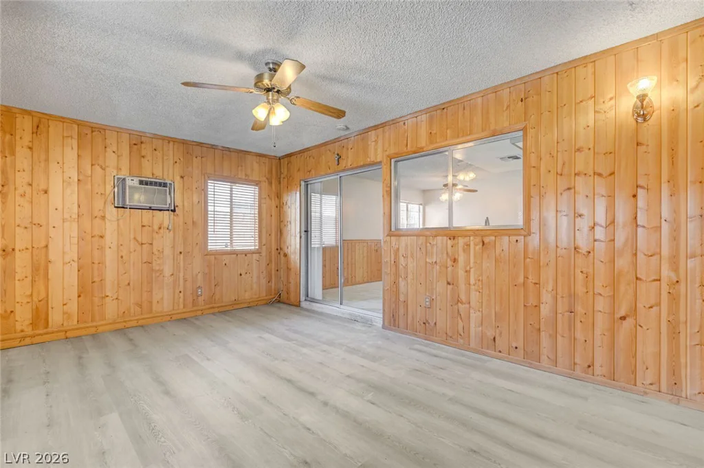 3573 Moraga, Las Vegas, NV 89103