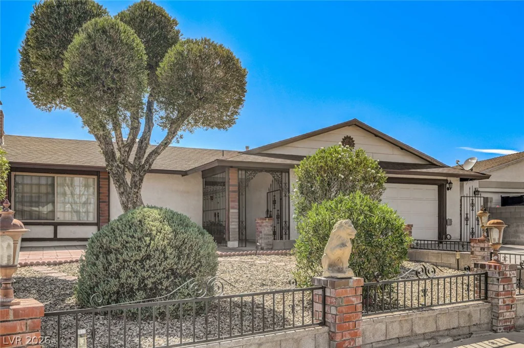 3573 Moraga, Las Vegas, NV 89103