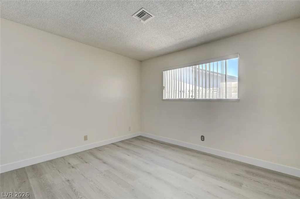 3573 Moraga, Las Vegas, NV 89103