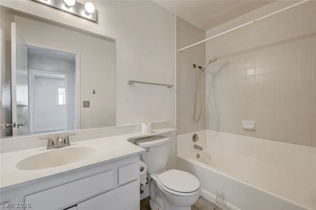 3573 Moraga, Las Vegas, NV 89103