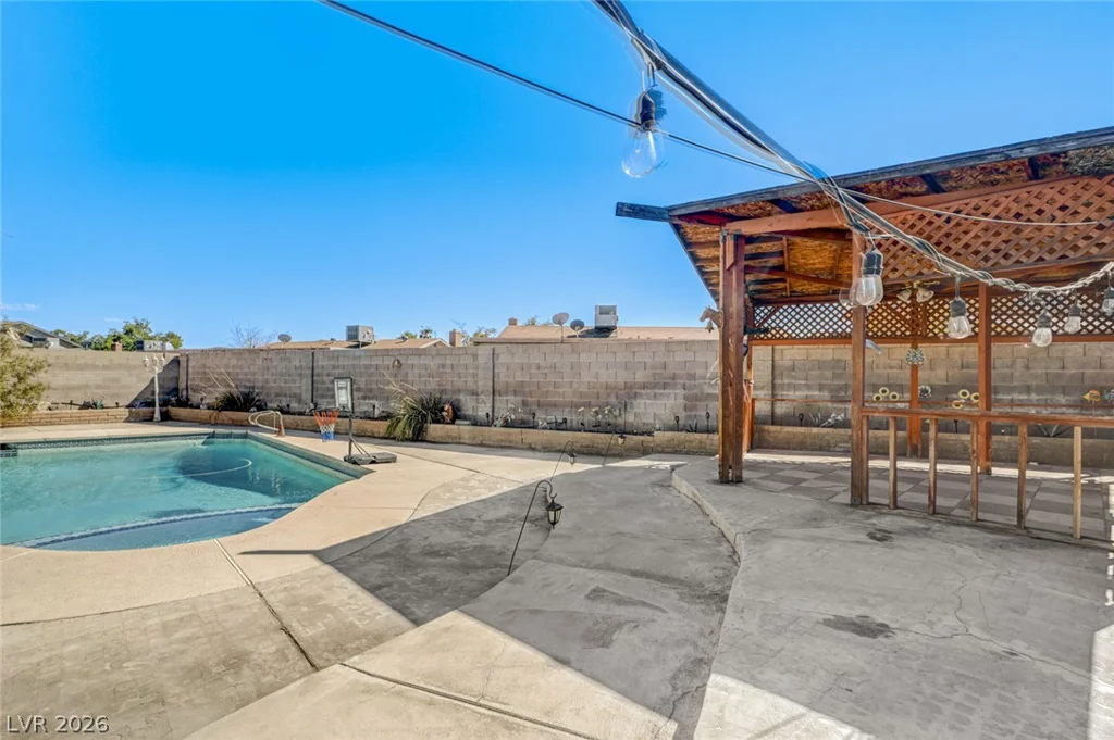 3573 Moraga, Las Vegas, NV 89103
