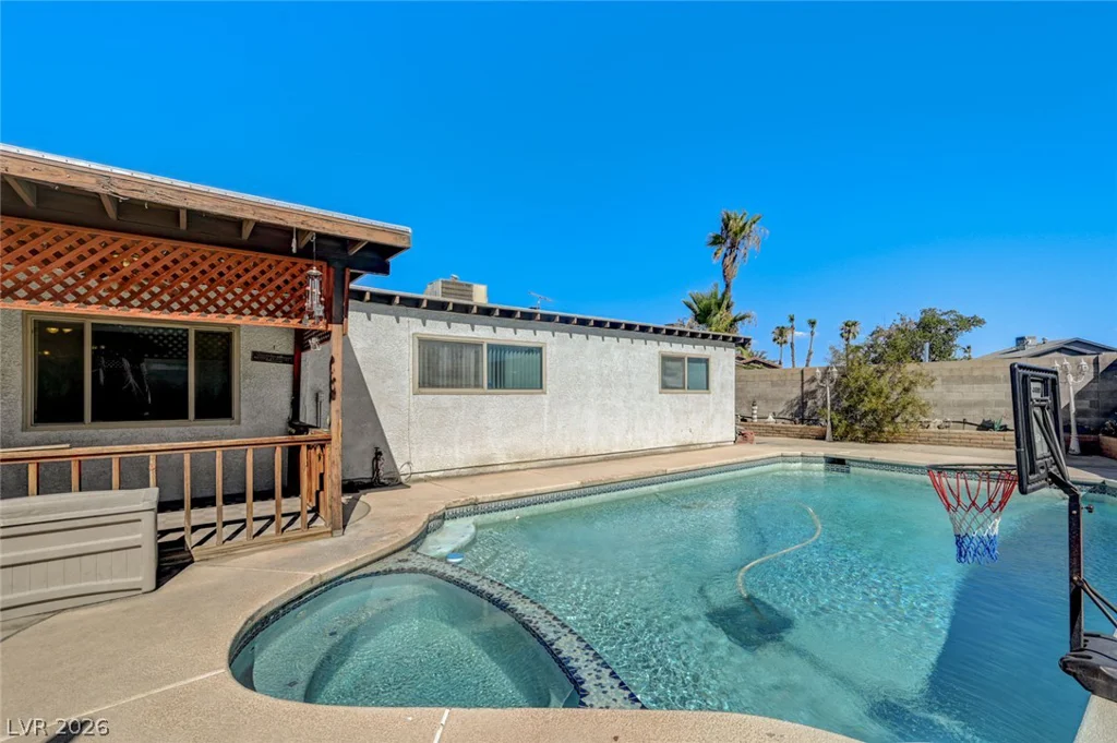 3573 Moraga, Las Vegas, NV 89103