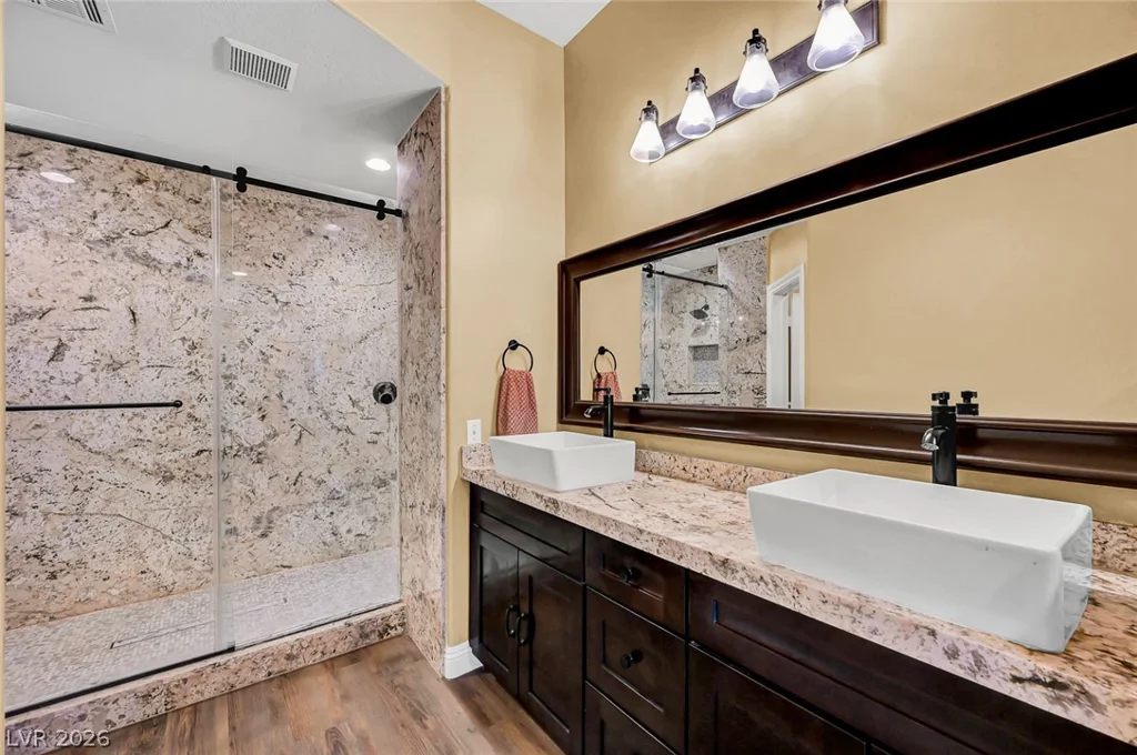 9272 Drifting Bay, Las Vegas, NV 89123