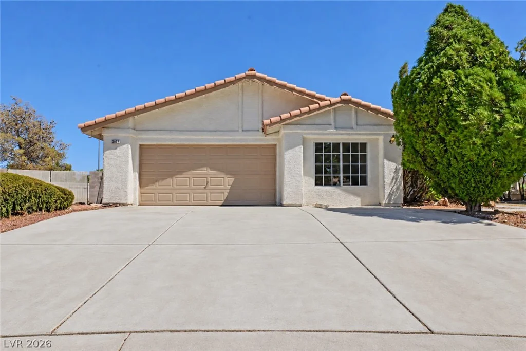 3912 Wide River, Las Vegas, NV 89130