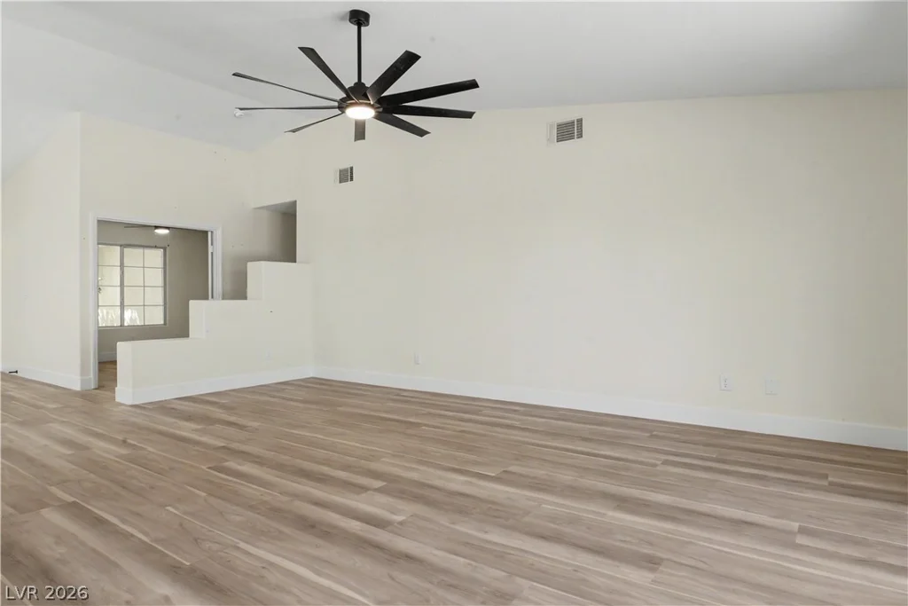 3912 Wide River, Las Vegas, NV 89130